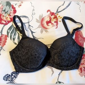Victoria's Secret, 34DD, Black bra